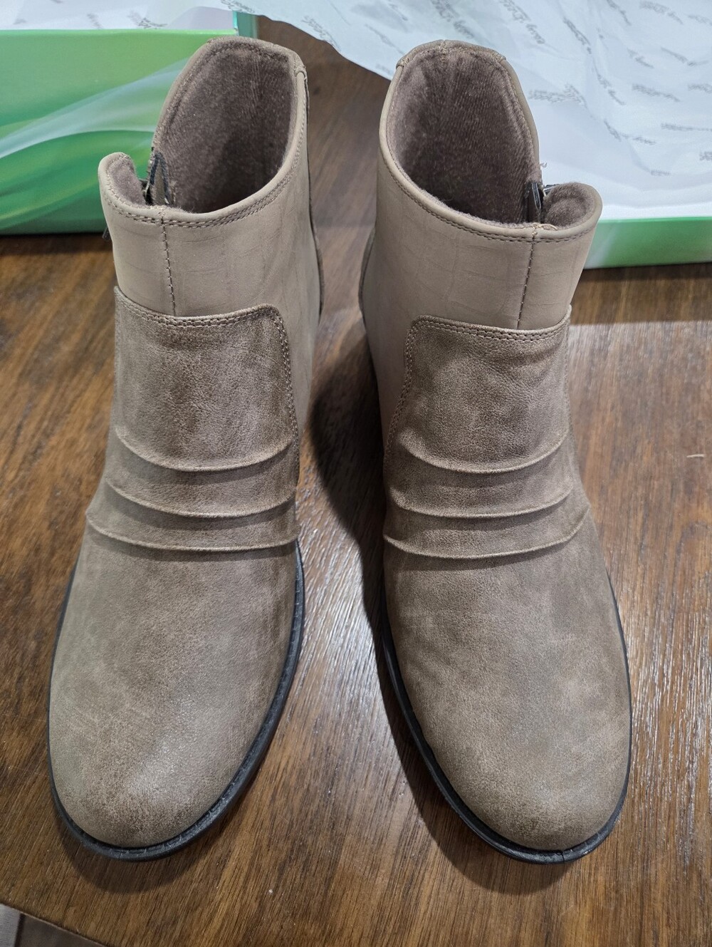 Easy Street Women's Ankle Boots